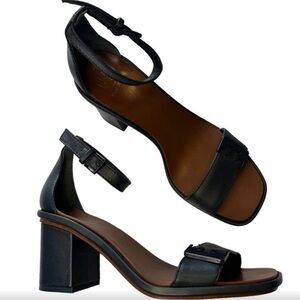 NEW TORY BURCH LEATHER BLOCK HEEL STRAPPY SLINGBACK SANDALS navy size 7